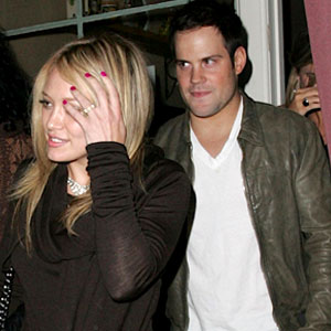 Hilary Duff, Mike Comrie Hilary Duff, Mike Comrie